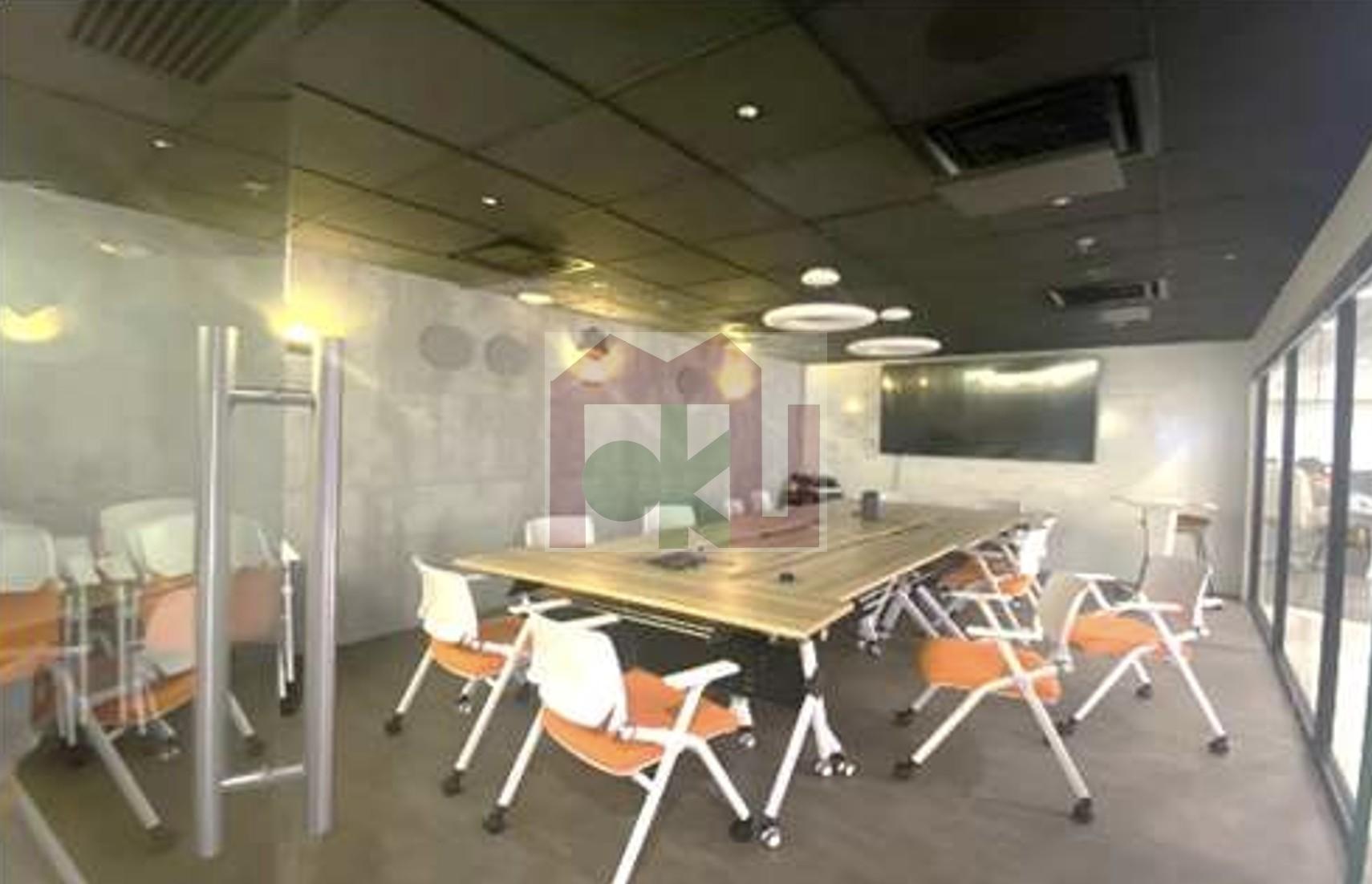9 Chong Yip Street building or unit photo